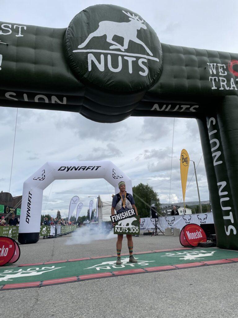 Max Moberg NUTS300 kisan voittoon uudella reittiennätyksellä